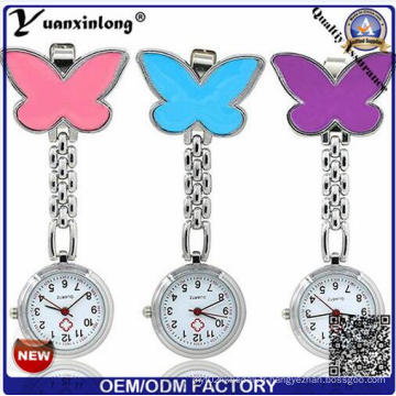 Yxl-957 Gros Broche Infirmière Montre Four Leaf Métal Médical Montre Mignon Melon Couleur Papillon Forme Prix d&#39;usine